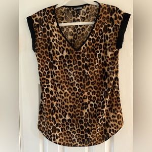 Animal Print / Leopard Print V-neck Top